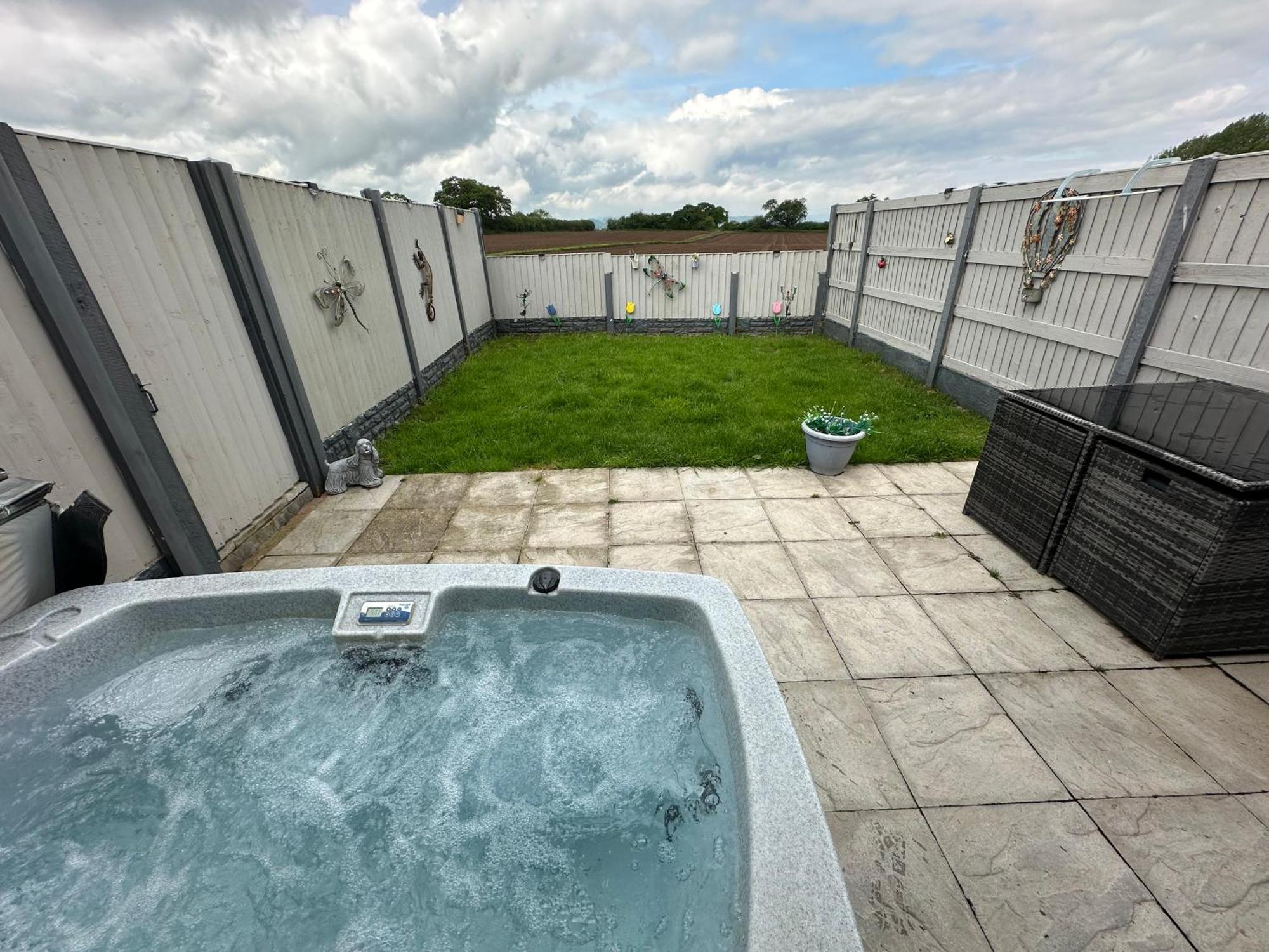 Dwylig Isa Holiday Cottages Rhuddlan Zimmer foto